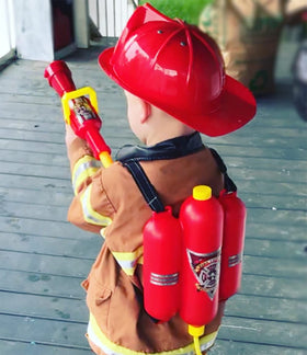 4E's Novelty kids' fire hose toy boosts outdoor adventures and imaginative firefighting play