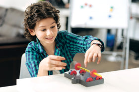 4M Kidzlabs magnetic experiments manual — clear steps for quick setup.