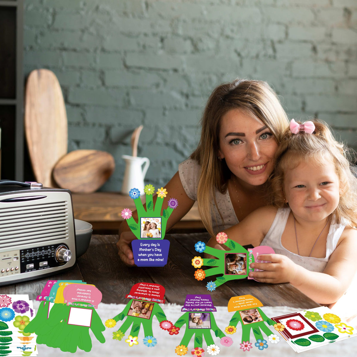 80UncleKimby Mother’s Day classroom craft kits for group activities.