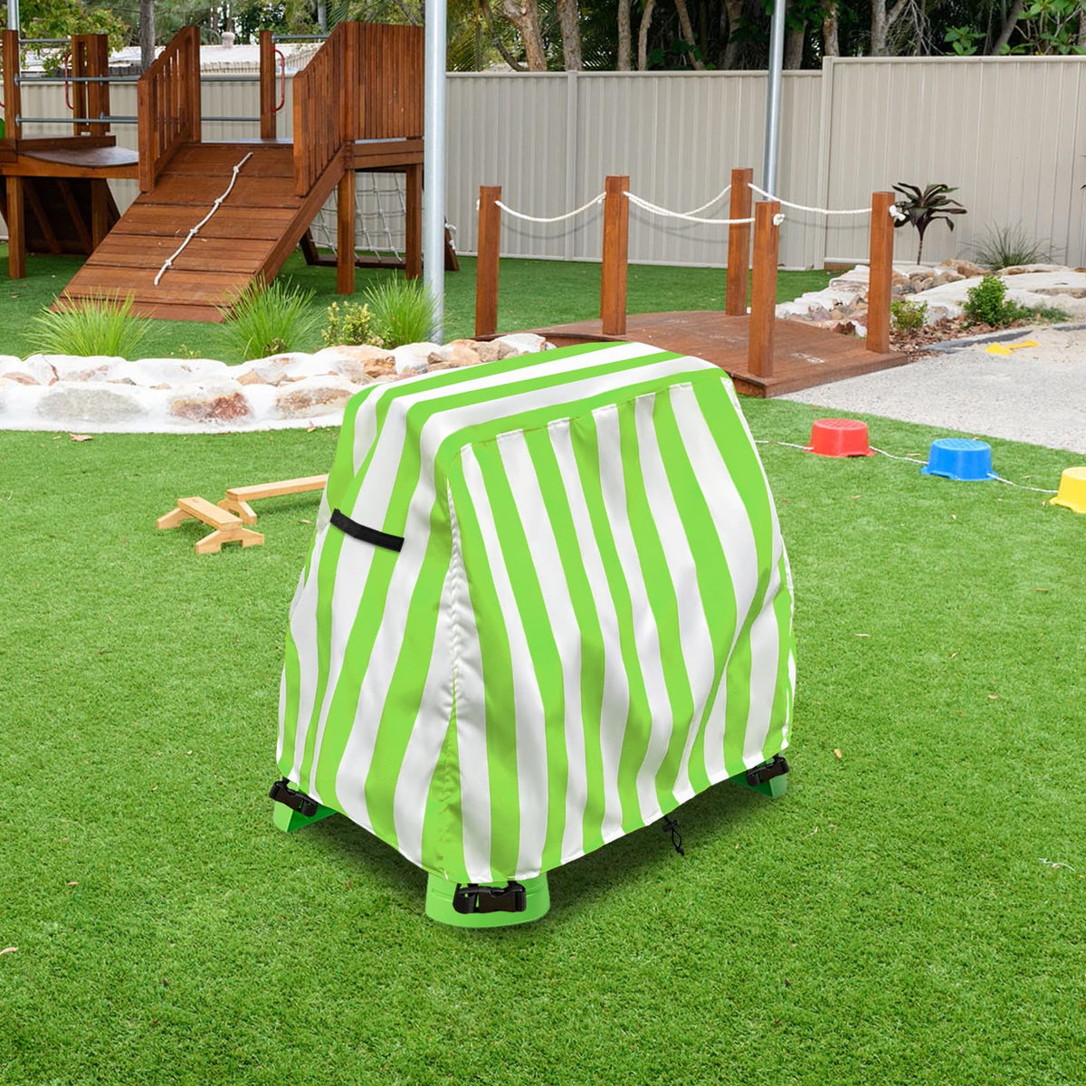 Aacabo cover suitable for indoor and outdoor use on water tables