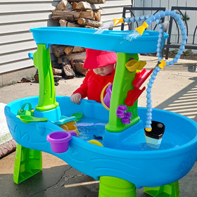 Aacabo water table pump creating a fountain-like continuous flow