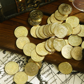 ACTIONDRAKE 0.98 inch coins, durable treasure props for scavenger hunts.