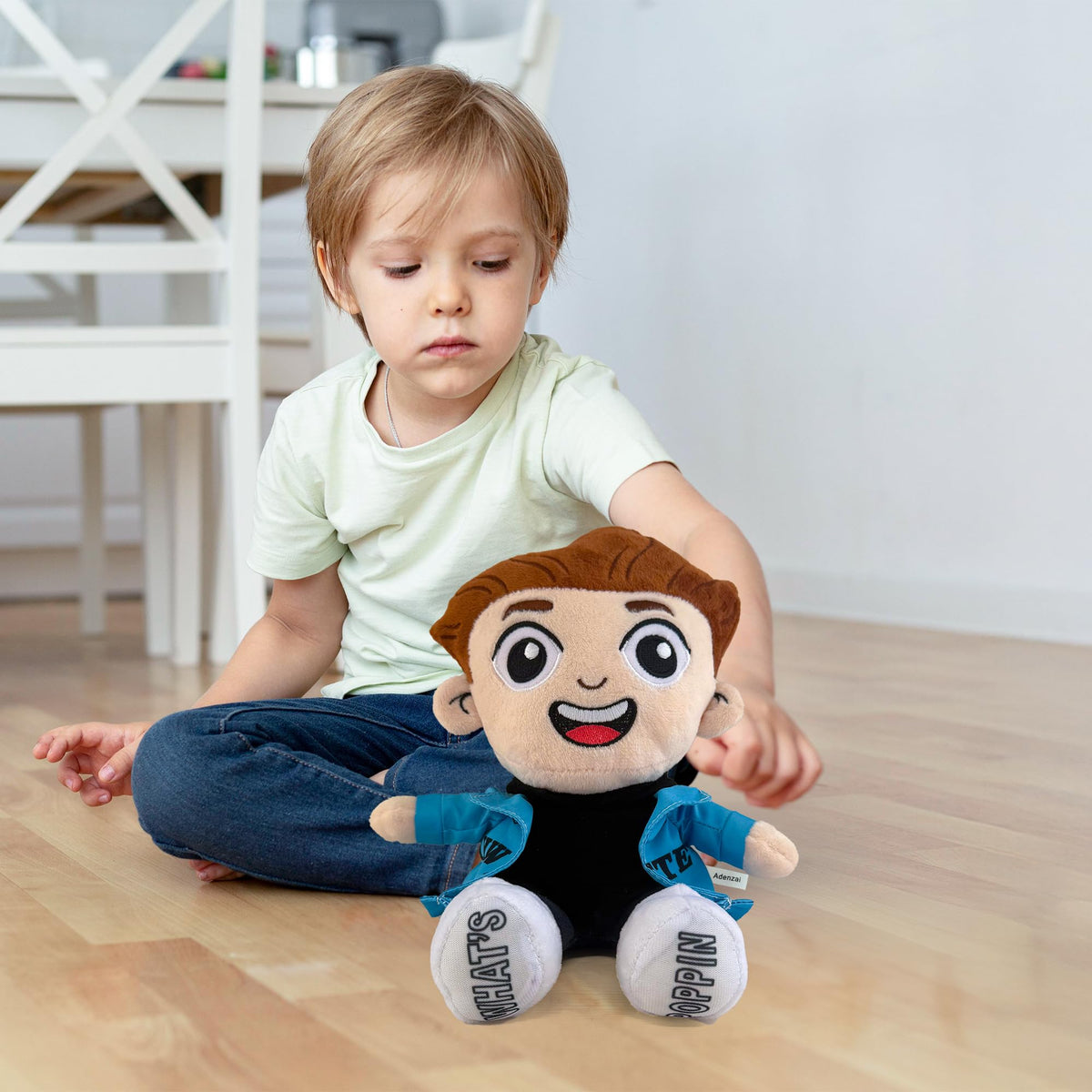 Adenzai Caylus plush ideal for kids play sessions