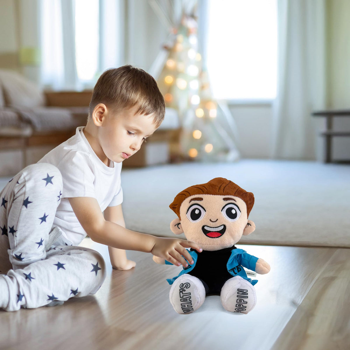 Adenzai Caylus plush lightweight travel companion