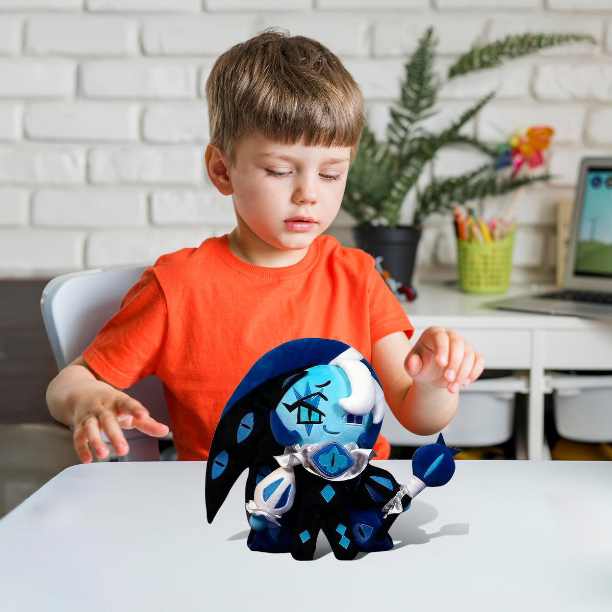 Adenzai Soft Shadow Milk Cookie Toy face close-up, cute details stand out in any collection.