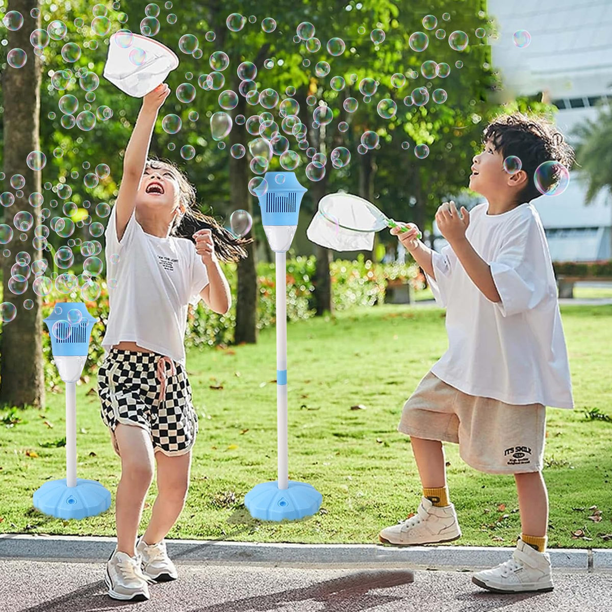 AIERSA Bubble Stand Machine uses rechargeable batteries for longer play