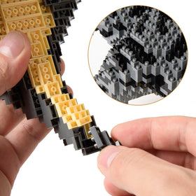 Aigidusansu Tyrannosaurus Rex mini blocks offer a challenging, engaging construction.