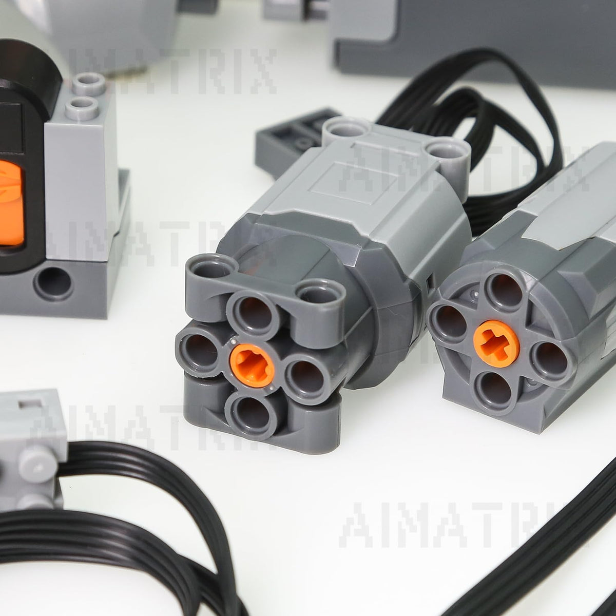 AIMATRIX 9pcs motor kit battery box powering multiple motors