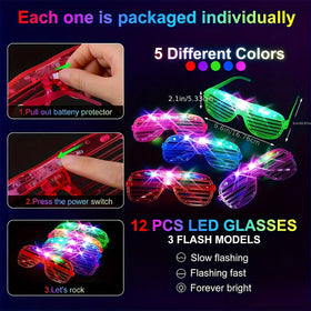 AioAuiy finger lights held by a guest for focused mood lighting