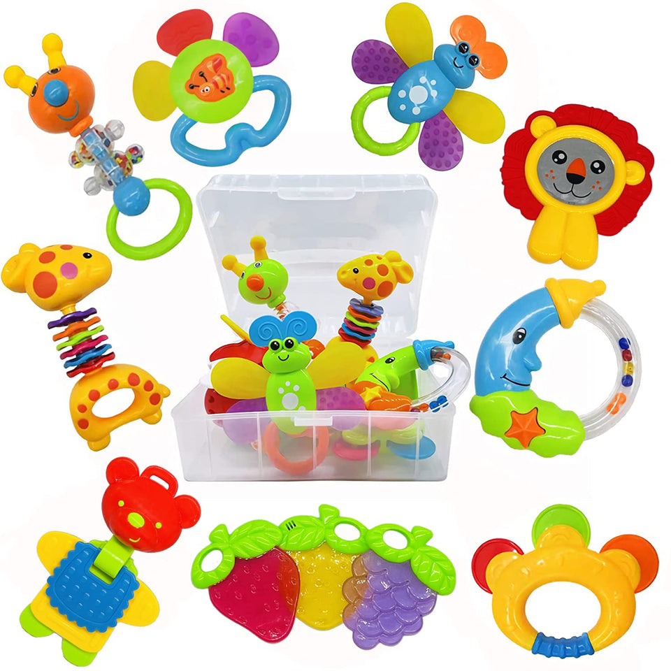 AIVIAI ant rattle encourages grasping and early auditory exploration.
