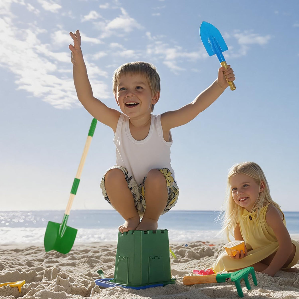 Aka Supaku leaf rake tool for kids to tidy sand and garden