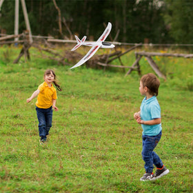 Alasum outdoor play promotes active fun in yard, park, or beach.
