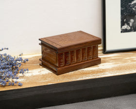 AllBoxesInOnePlace romantic gift box with a storied design