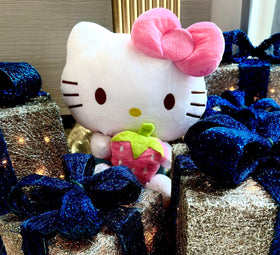 AlphaDesignLuxe kitty plush hug-pillow use in bed or lounge.