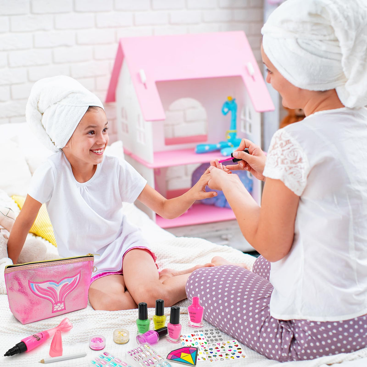 Amagoing decoration items pack for diverse fashion nail ideas