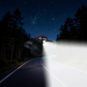 Amanely Searchlight on the DJI Avata illuminates the forward path for precise landings.