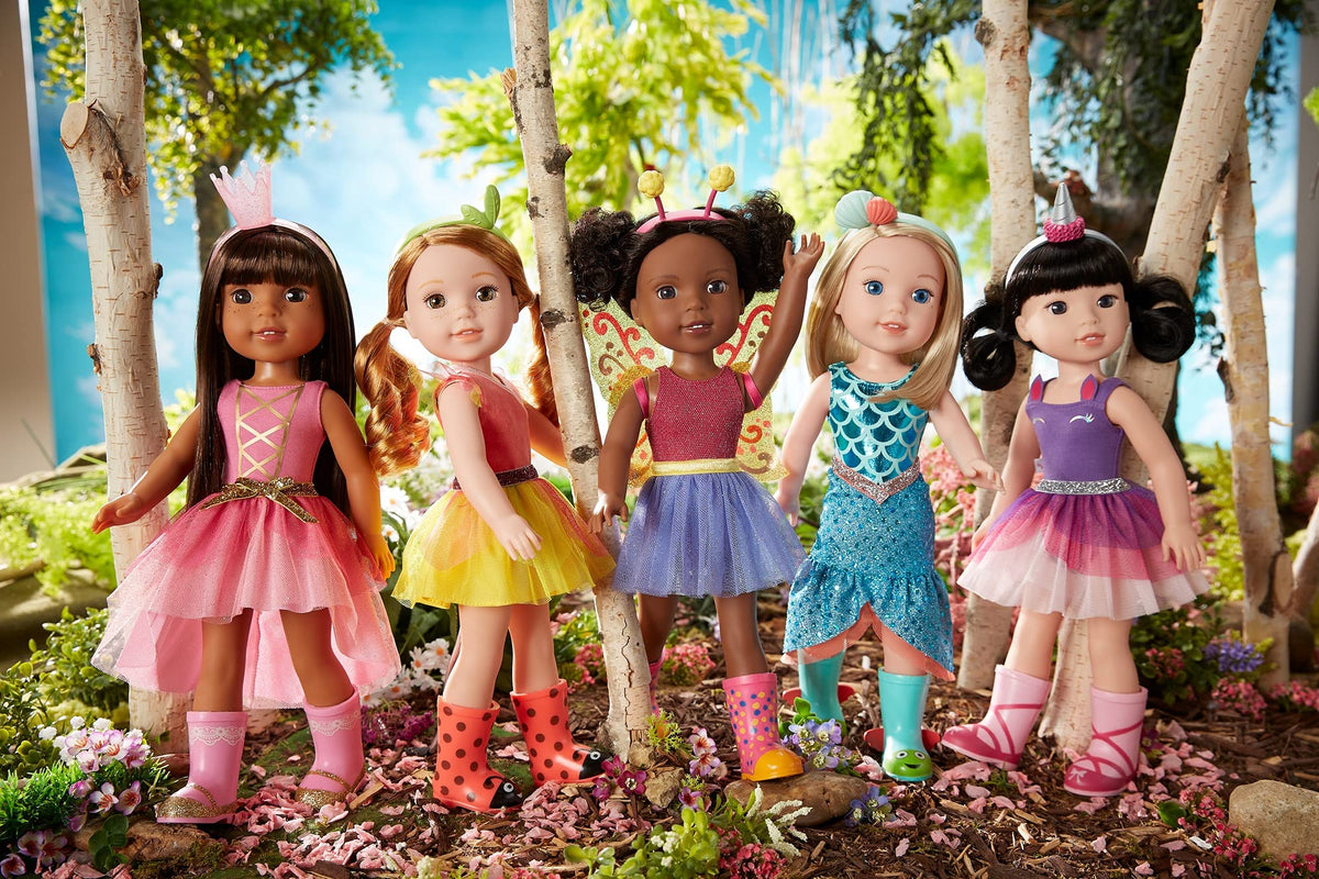 American Girl Emerson WellieWishers complete unicorn look inspires storytelling adventures.