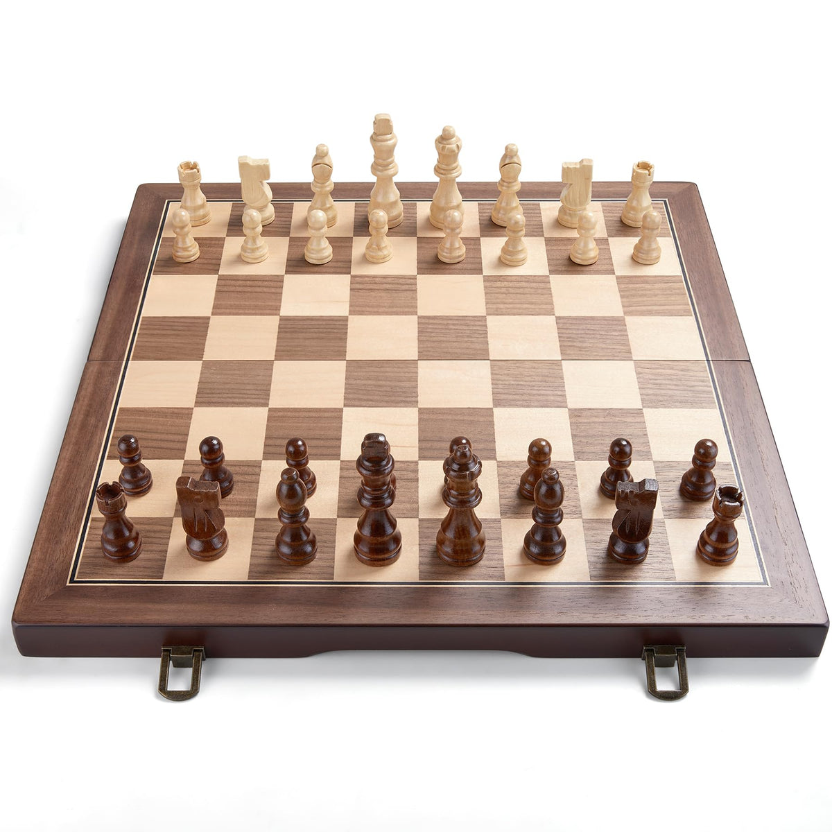 AMEROUS magnetic Staunton pieces designed for clear visibility and stable play.