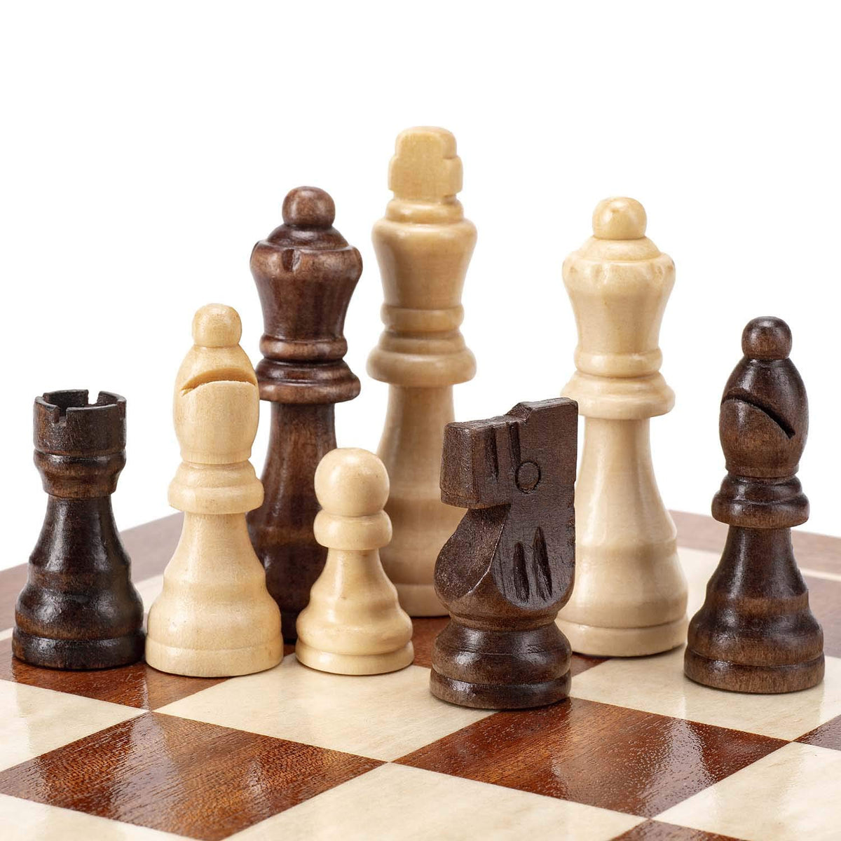 AMEROUS gift-ready packaging for chess enthusiasts with wooden pieces