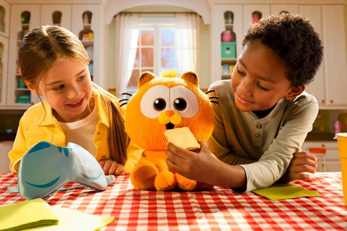 Close-up of soft fur and stitching on Animagic Baby Garfield plush