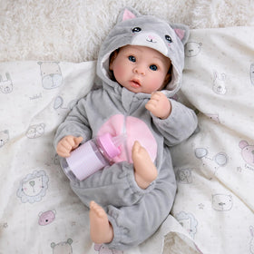 Aori lifelike baby dolls newborn outfit compatible for easy wardrobe styling.