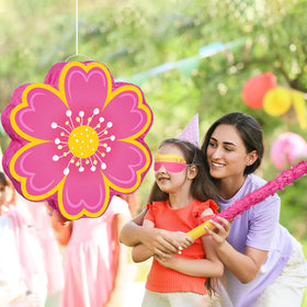 Aoriher pink flower pinata design as a cute centerpiece.