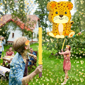 Aoriher safari party set combines decor and activity for celebrations