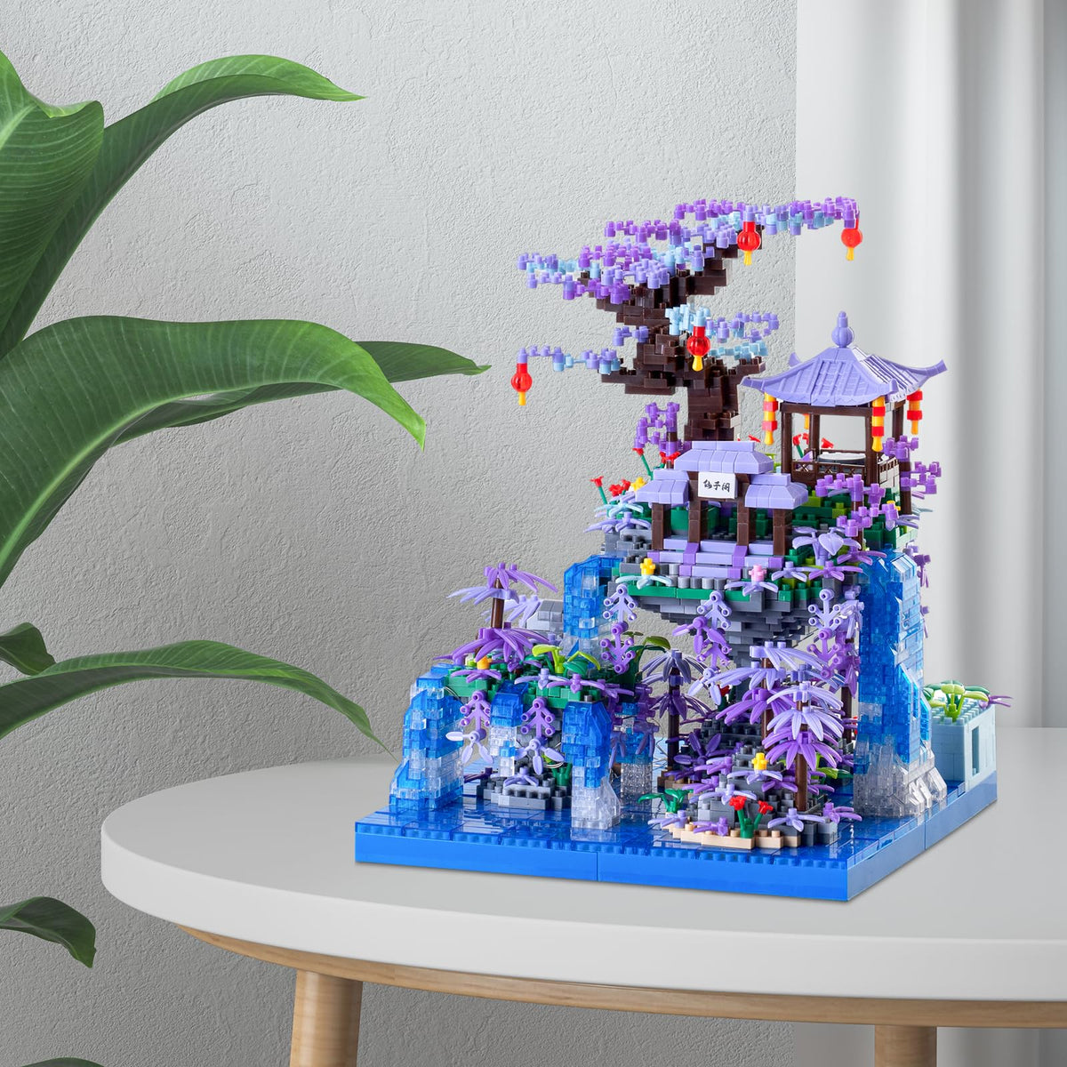 APENGBAOL Fairy Pavilion Courtyard highlights intricate builds for family time.