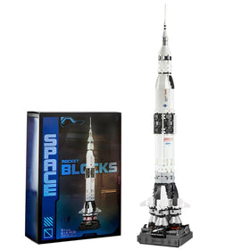 APENGBAOL Saturn V model at 1:144 scale for desk display and STEM learning.