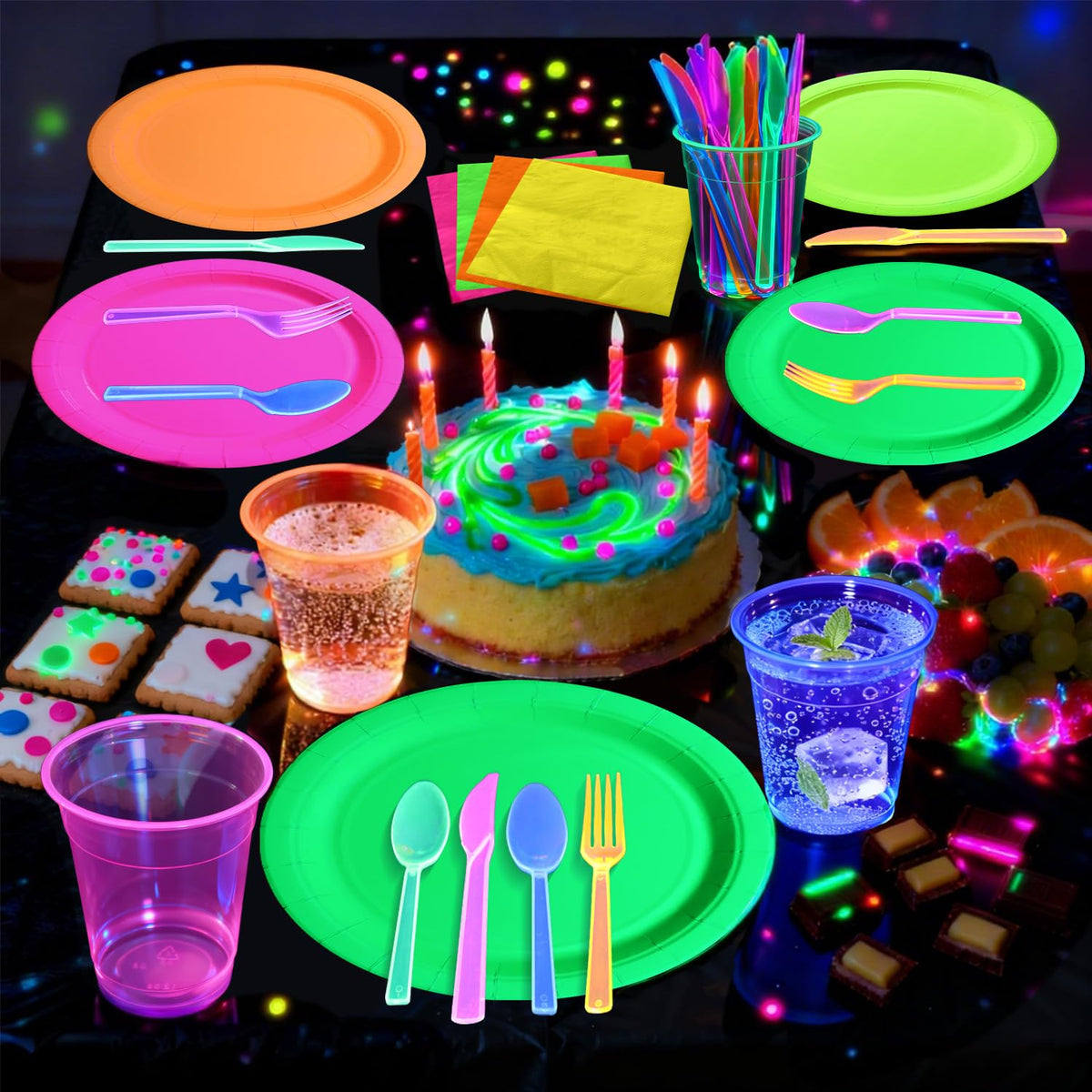 APUXXJUPA neon spoons offer easy scooping under UV light
