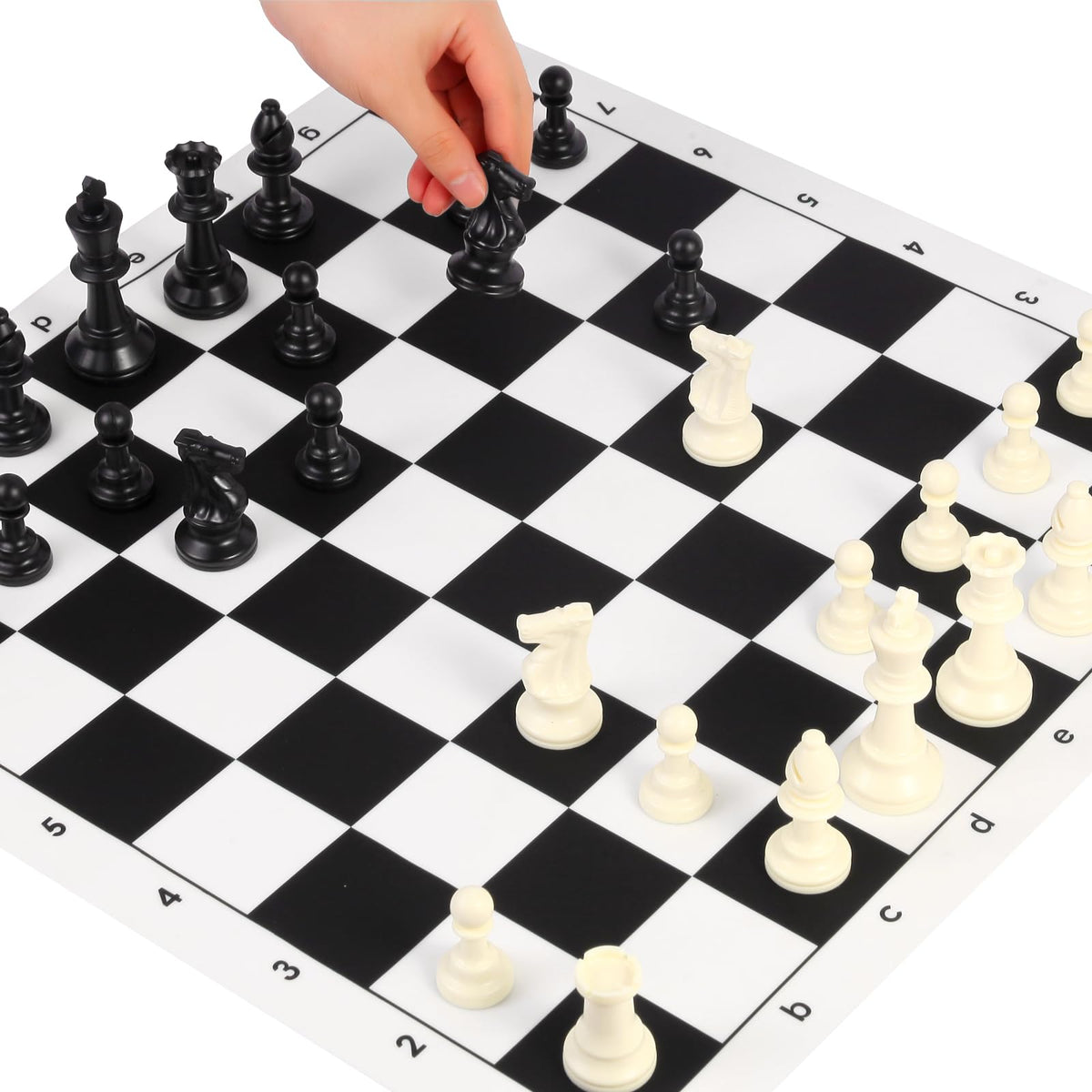 apyr aoma extra queens for chess on the road