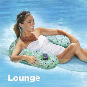 Aqua LEISURE Green Mosaic lounge position demonstrates cooling, comfortable water sitting.