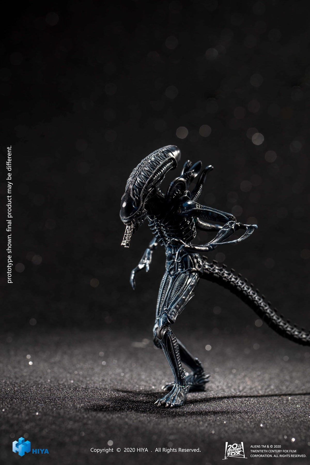 Hiya Exquisite Mini Series blue alien warrior 1/18-scale figure for shelves