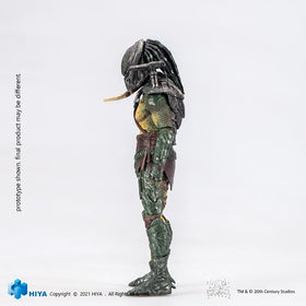Arbenmao Predator Tracker poseable joints enable action-ready poses for photos.