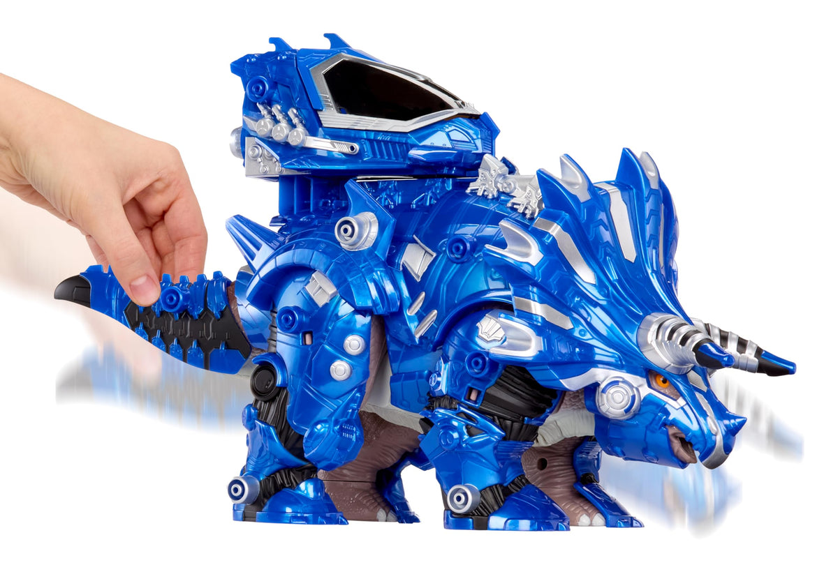 Armorsaurs Armor pieces collection offers versatile battle looks from armored to battle-worn.