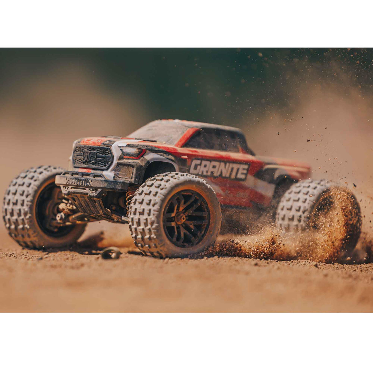 ARRMA Granite GROM clipless body mount keeps the shell secure yet easy to remove