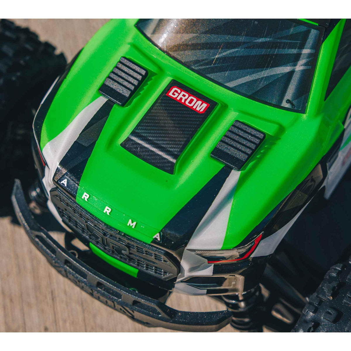 ARRMA Granite GROM waterproof servo supports reliable steering