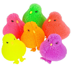ArtCreativity chicken puffer 3in in hand; ideal for Easter egg hunts and party favors.