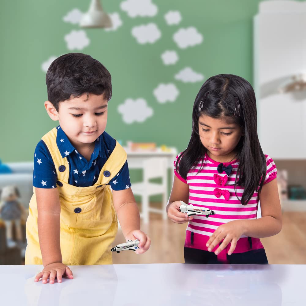 ArtCreativity diecast space shuttles offer durable toys for indoor and outdoor play
