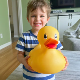 ArtCreativity rubber duck bath toy cleans easily with quick rinse and dries fast.