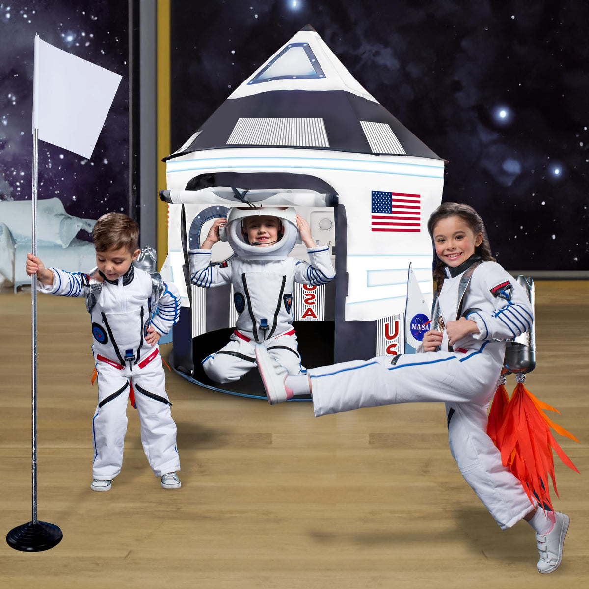 ArtCreativity Rocket Tent includes storage bag and poles for quick transport.