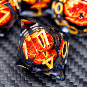 ARUOHHA sharp-edged dice gift box ready for gifting to adventurers.
