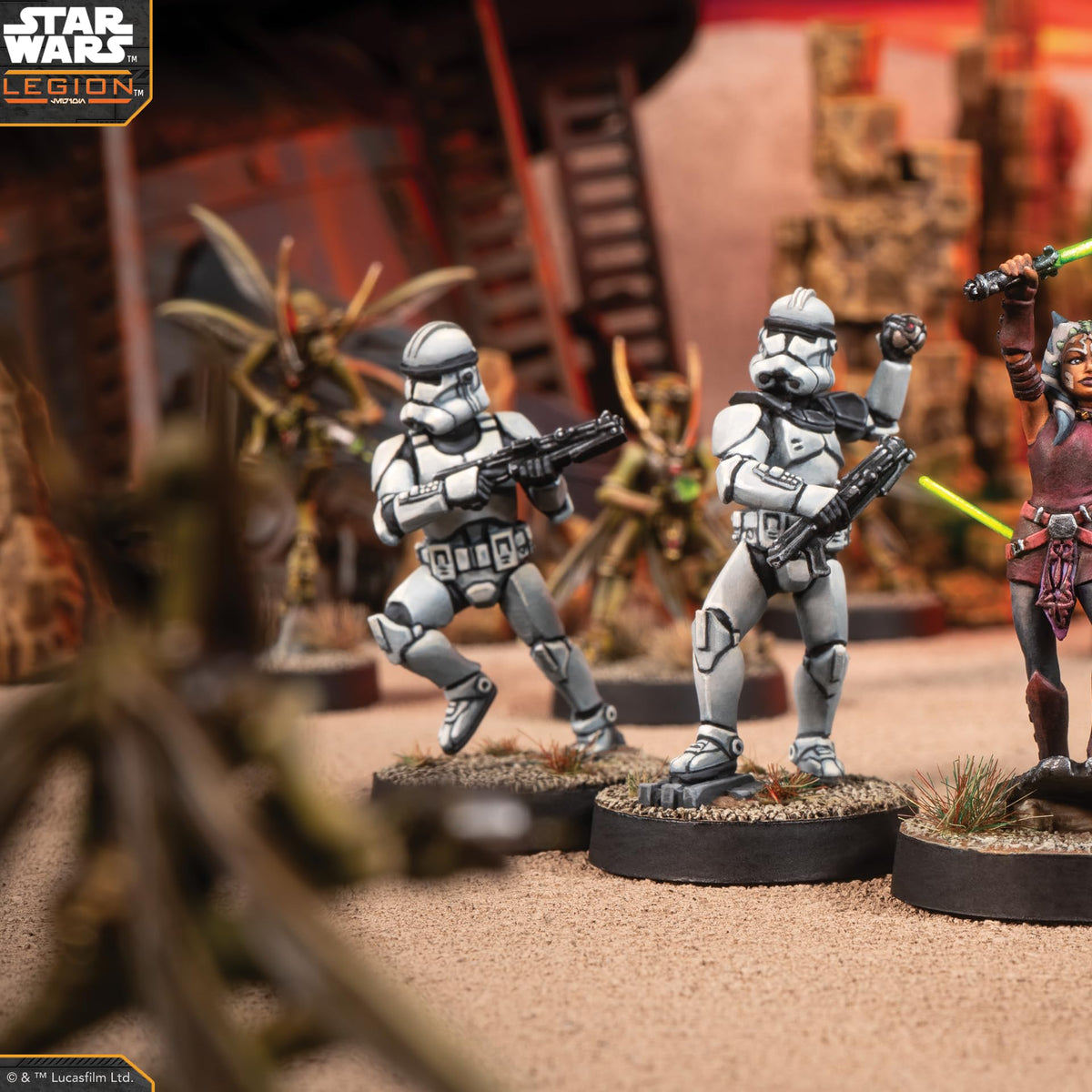 Asmodee Star Wars Legion contents image, complete setup with cards and sheets supports quick start.