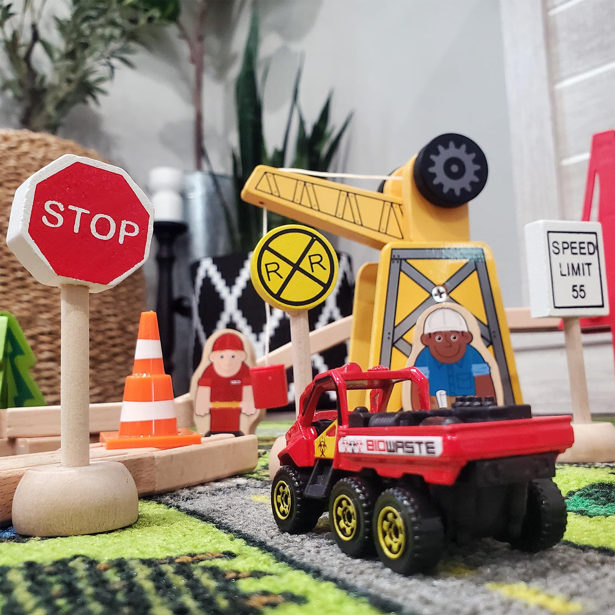 Attatoy Stop Sign shows signals for role-play traffic games and shared decision making