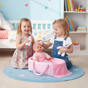 AuntyFey non-toxic materials ensure safe, skin-friendly play sessions.