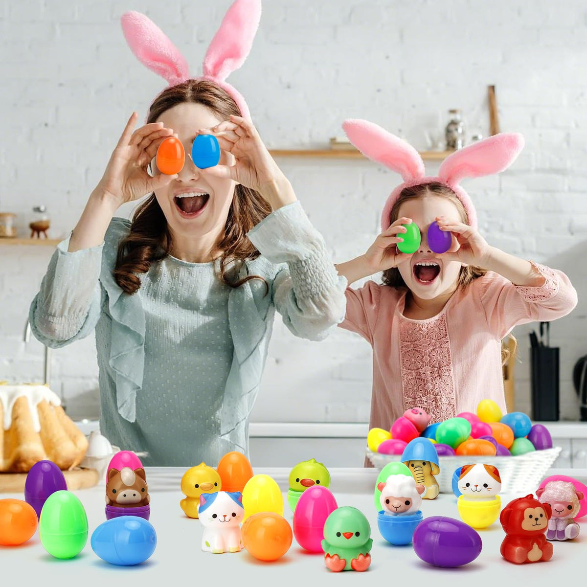 AUUGUU eggs measure 3.9 inches for easy handling by children.