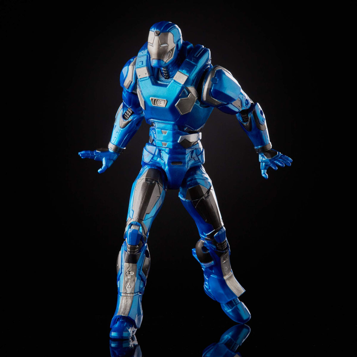 Packaging image of Avengers Atmosphere Iron Man figure.