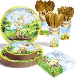 B4b3e Winnie Bear dinner plates for 25 guests with gold foil accents.