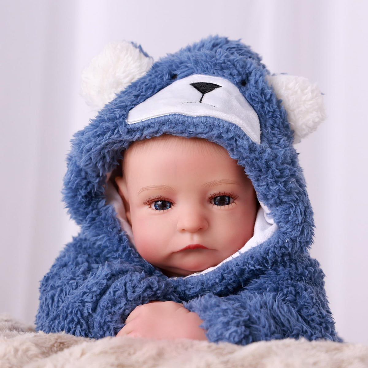 BABESIDE Aiden soft cloth body delivers cuddly comfort