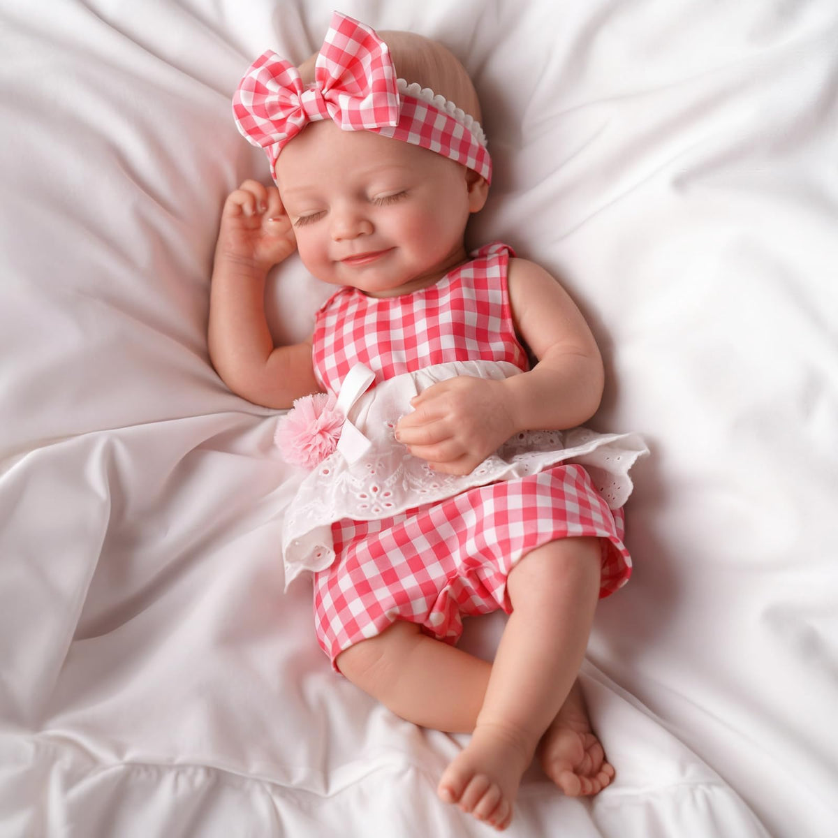 BABESIDE doll with feeding kit and gift box supports storytelling and gifting